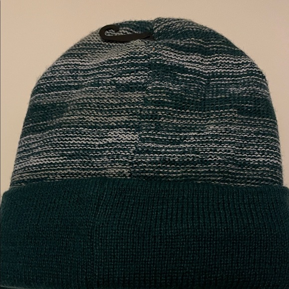 NFL TEAM Apparel Eagles Green Beanie & Gloves Set OSFM NWT - Picture 6 of 8